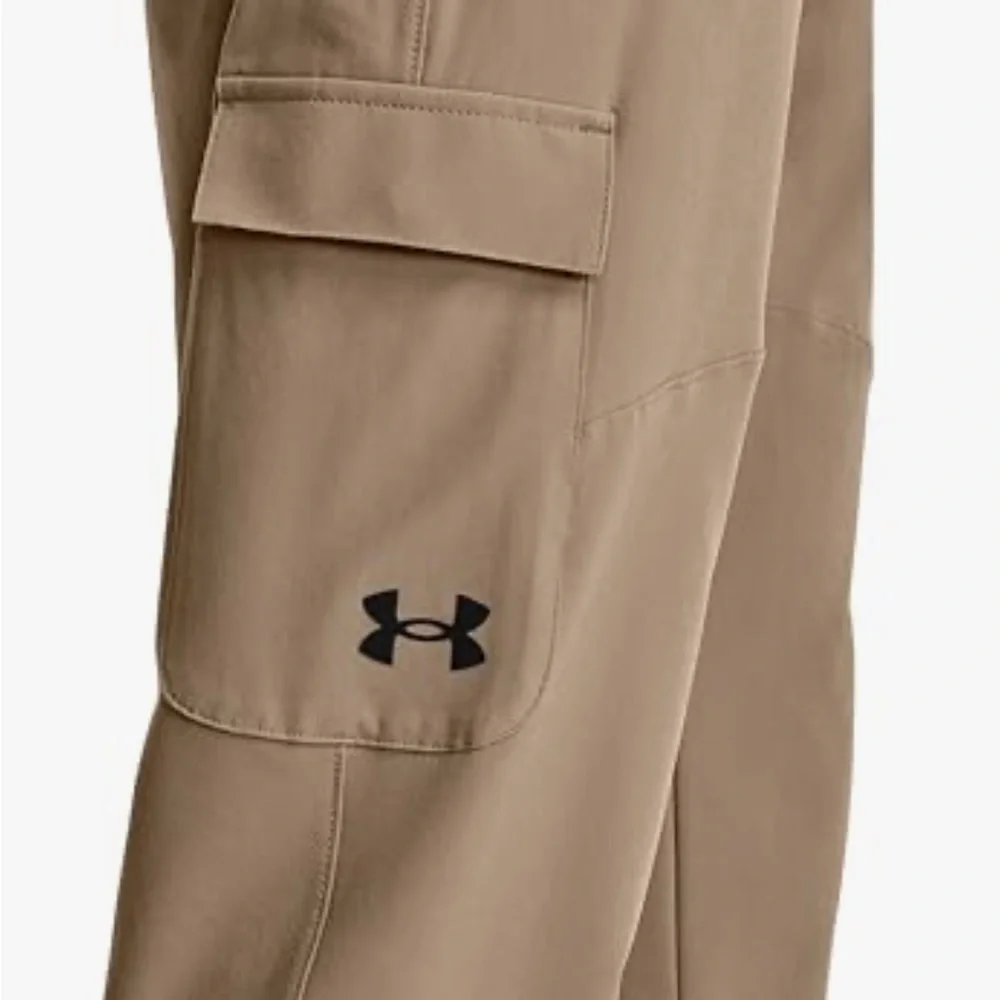 Under Armour UA Mens Stretch Woven Cargo Pants Men’s S 1380358-236 Beige Sz 2XL